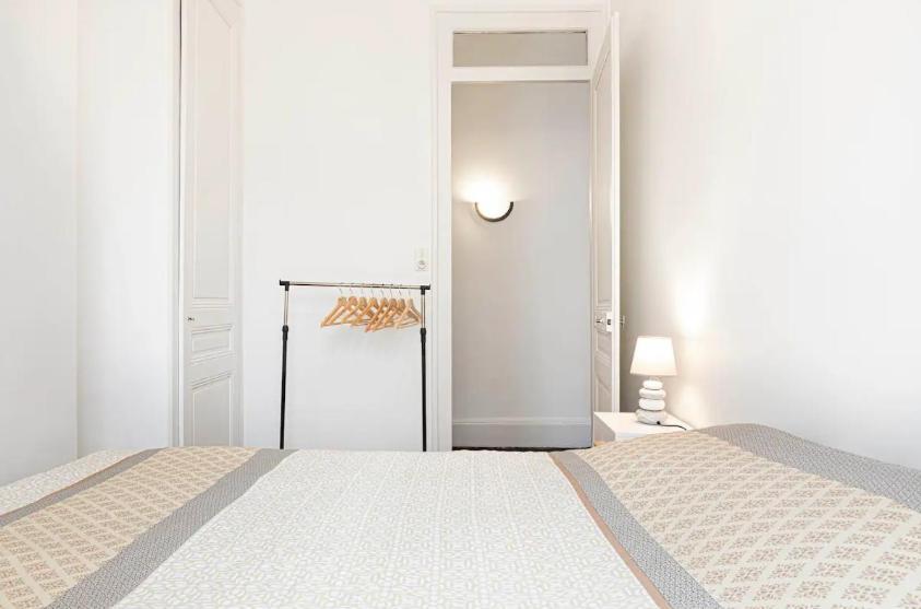 Appartement 2 Pieces Jean Mace Et Stationnement ลียง ภายนอก รูปภาพ